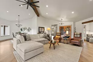 60780 Ward Rd, Bend, OR 97702 - Photo 11