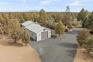 60780 Ward Rd, Bend, OR 97702 - Photo 53