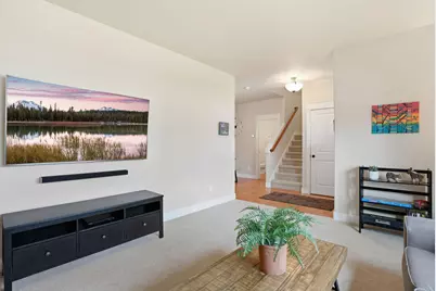 62763 Hawkview Road, Bend, OR 97701 - Photo 9