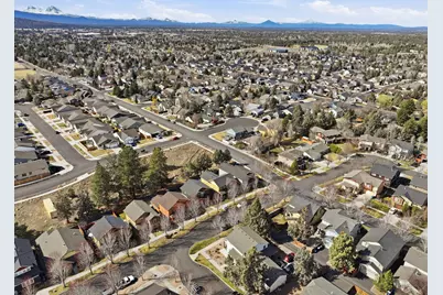 62763 Hawkview Road, Bend, OR 97701 - Photo 39