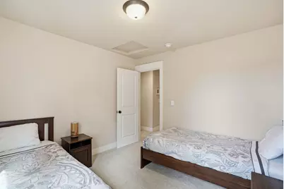 62763 Hawkview Road, Bend, OR 97701 - Photo 23