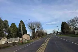 408 W Bishop Way, Brownsville, OR 97327 - Photo 3