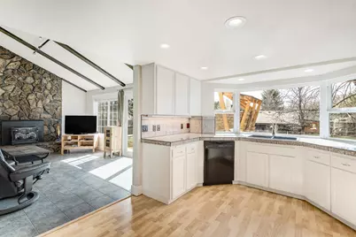 2701 NE Canyon Park Place, Bend, OR 97701 - Photo 3