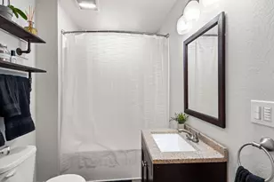 244 NE B St, Grants Pass, OR 97526 - Photo 15