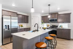 1483 NW Willow Parkway Rd, Madras, OR 97741 - Photo 7