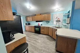 3950 Homedale Rd, Klamath Falls, OR 97603 - Photo 9