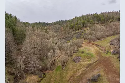 2527 Crowfoot Road, Eagle Point, OR 97524 - Photo 19