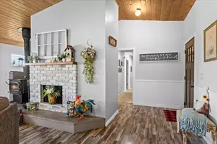 4214 Midway Ave, Grants Pass, OR 97527 - Photo 11