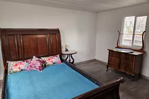 380 W Gregory Rd, Central Point, OR 97502 - Photo 13