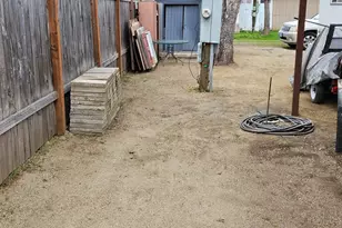 380 W Gregory Rd, Central Point, OR 97502 - Photo 11