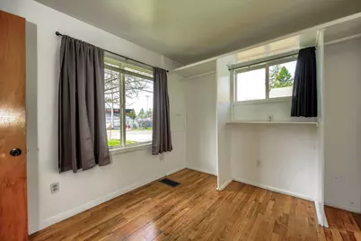 128 S Mountain Avenue, Ashland, OR 97520 - Photo 17