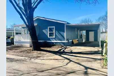 633 E Archwood Drive #UNIT 43, Eagle Point, OR 97524 - Photo 3