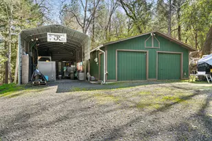 3477 Helms Rd, Grants Pass, OR 97527 - Photo 3