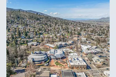 145 E Main Street, Ashland, OR 97520 - Photo 49