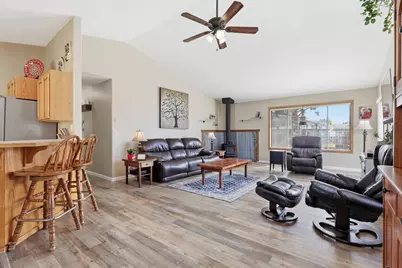 1449 SE Lostine Circle, Bend, OR 97702 - Photo 9