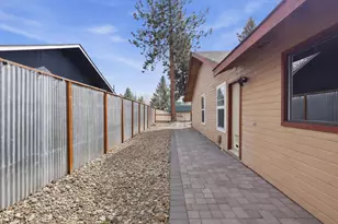 1449 SE Lostine Cir, Bend, OR 97702 - Photo 41