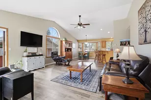 1449 SE Lostine Cir, Bend, OR 97702 - Photo 7