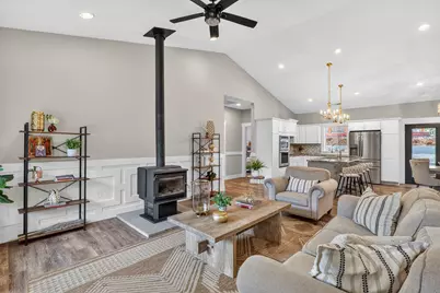 322 Round Prairie Road, Wilderville, OR 97543 - Photo 5