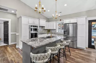 322 Round Prairie Rd, Wilderville, OR 97543 - Photo 9