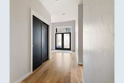 19183 NW Mount Shasta Drive, Bend, OR 97703 - Photo 5