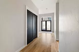 19183 NW Mount Shasta Dr, Bend, OR 97703 - Photo 5