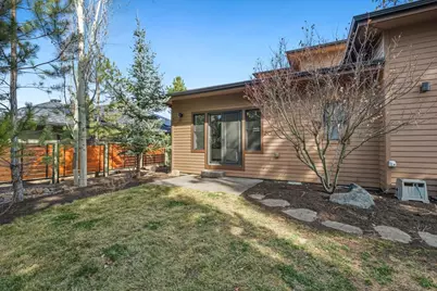 19183 NW Mount Shasta Drive, Bend, OR 97703 - Photo 43