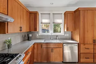 19183 NW Mount Shasta Dr, Bend, OR 97703 - Photo 13