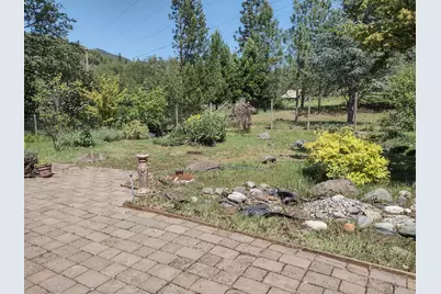 1775 Wards Creek Road, Rogue River, OR 97537 - Photo 35