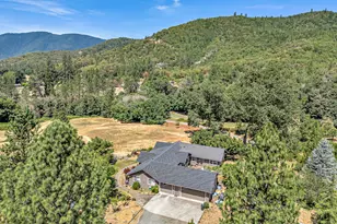 1775 Wards Creek Rd, Rogue River, OR 97537 - Photo 41