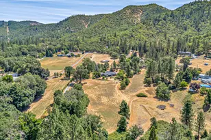 1775 Wards Creek Rd, Rogue River, OR 97537 - Photo 47