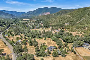 1775 Wards Creek Rd, Rogue River, OR 97537 - Photo 49