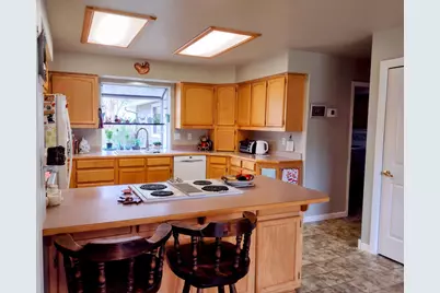 1775 Wards Creek Road, Rogue River, OR 97537 - Photo 3