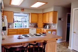 1775 Wards Creek Rd, Rogue River, OR 97537 - Photo 3
