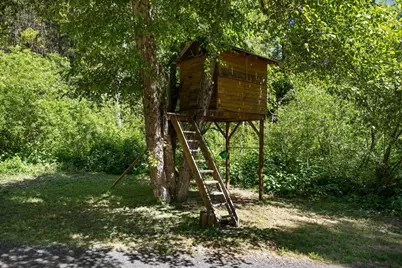 487 Wagon Trail, Jacksonville, OR 97530 - Photo 13