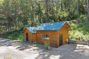 487 Wagon Trail, Jacksonville, OR 97530 - Photo 45