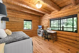 487 Wagon Trail, Jacksonville, OR 97530 - Photo 41