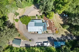 487 Wagon Trail, Jacksonville, OR 97530 - Photo 43