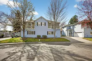 262 Meadow Dr, Ashland, OR 97520 - Photo 3