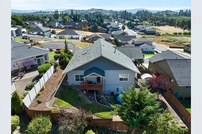 16 Terra Linda Court, Eagle Point, OR 97524 - Photo 33