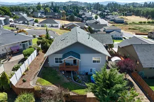 16 Terra Linda Ct, Eagle Point, OR 97524 - Photo 33