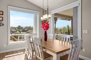 16 Terra Linda Ct, Eagle Point, OR 97524 - Photo 11