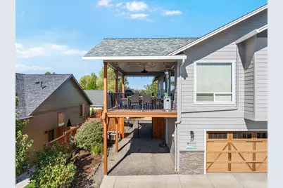 16 Terra Linda Court, Eagle Point, OR 97524 - Photo 3