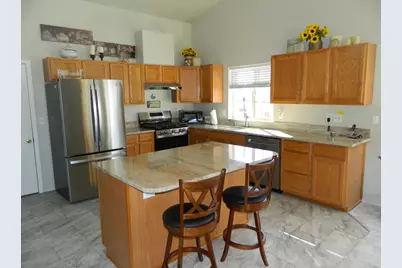 1017 Bismark Street, Klamath Falls, OR 97601 - Photo 7