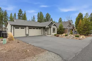 16501 Charlotte Day Dr, La Pine, OR 97739 - Photo 3