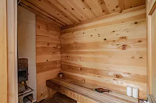 512 SE 10th St, Grants Pass, OR 97526 - Photo 17