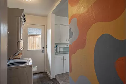 512 SE 10th Street, Grants Pass, OR 97526 - Photo 9