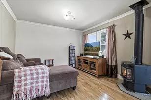 707 SW I St, Grants Pass, OR 97526 - Photo 11