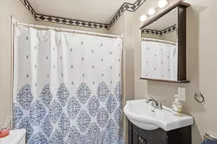 707 SW I St, Grants Pass, OR 97526 - Photo 13