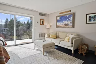 1565 NW Wall St, Bend, OR 97703 - Photo 7