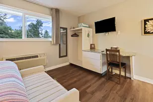 1565 NW Wall St, Bend, OR 97703 - Photo 23